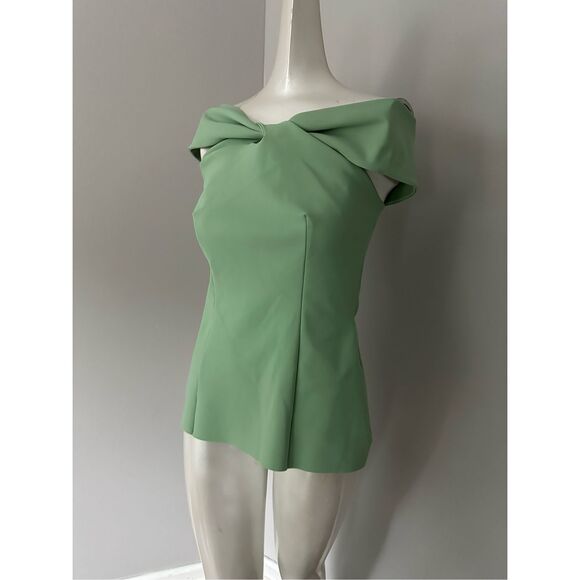 NWT Chiara Boni Vedia Twist Front Off The Shoulder Blouse Pear Green Size 2 $395 - Picture 4 of 10